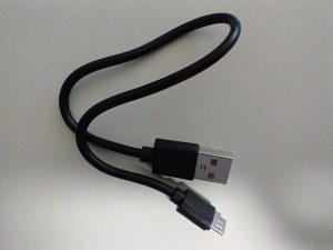Micro USBケーブル